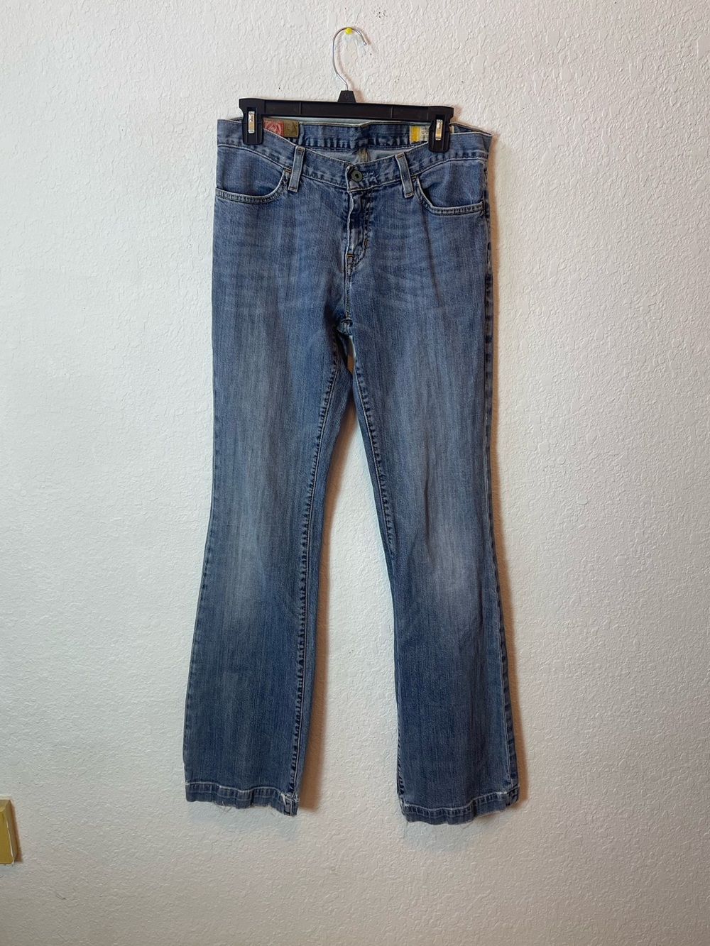 Y2K Old Navy 1969 Low Rise flare jeans size 6